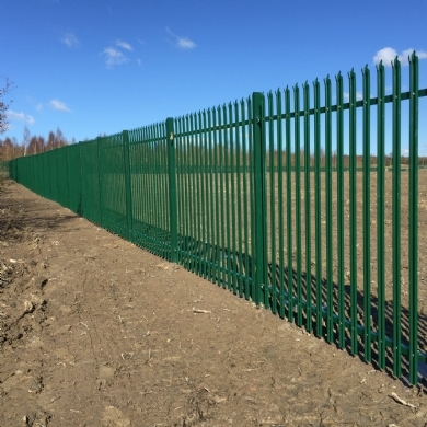 Fencing at Denby Hall Business Park (FZ066)